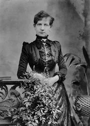 アリス・コーンウェル、1885